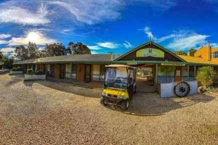 Our Grounds Grampians National Park | Mountain View Motor Inn & Holiday Lodges - Halls Gap Vic