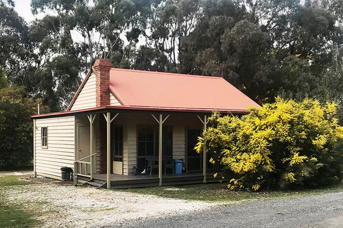 2 Bedroom Lodge   Self Contained  Mountain View Lodges | 2 Bedroom Lodge - Self Contained | Mountain View Lodges | 2 Bedroom Lodge | Self Contained | Mountain View Lodges | Halls Gap | Grampians National Park