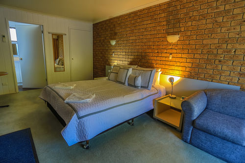 Queen Room | Queen Room | Queen Room | Mountain View Lodges | Halls Gap | Grampians National Park